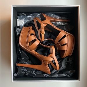 YSL Tribute Platform sandal size 36 in Ambra